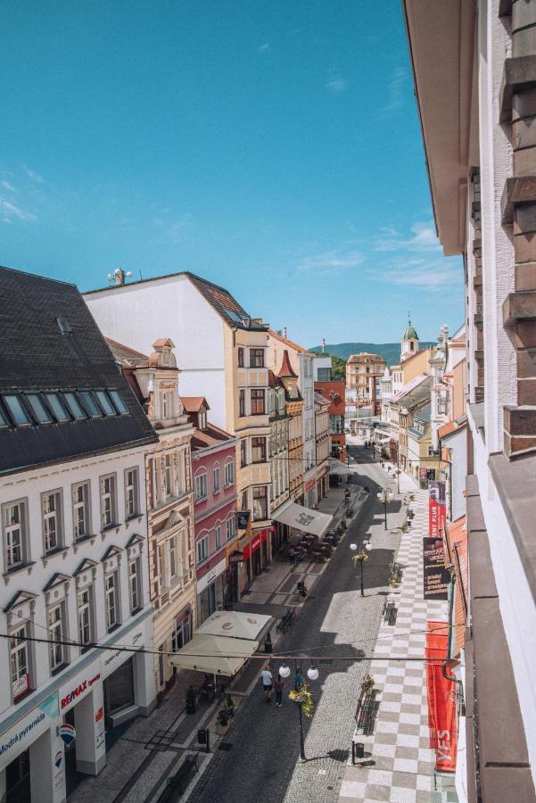 Grand Apartments In The Centre Of Teplice Exteriör bild